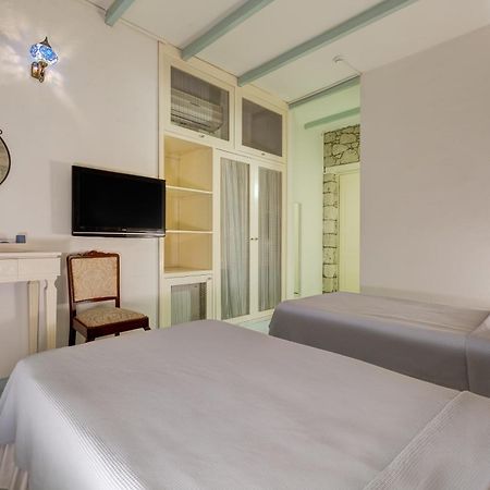 Beyazhan Hotel Alacatı Bagian luar foto