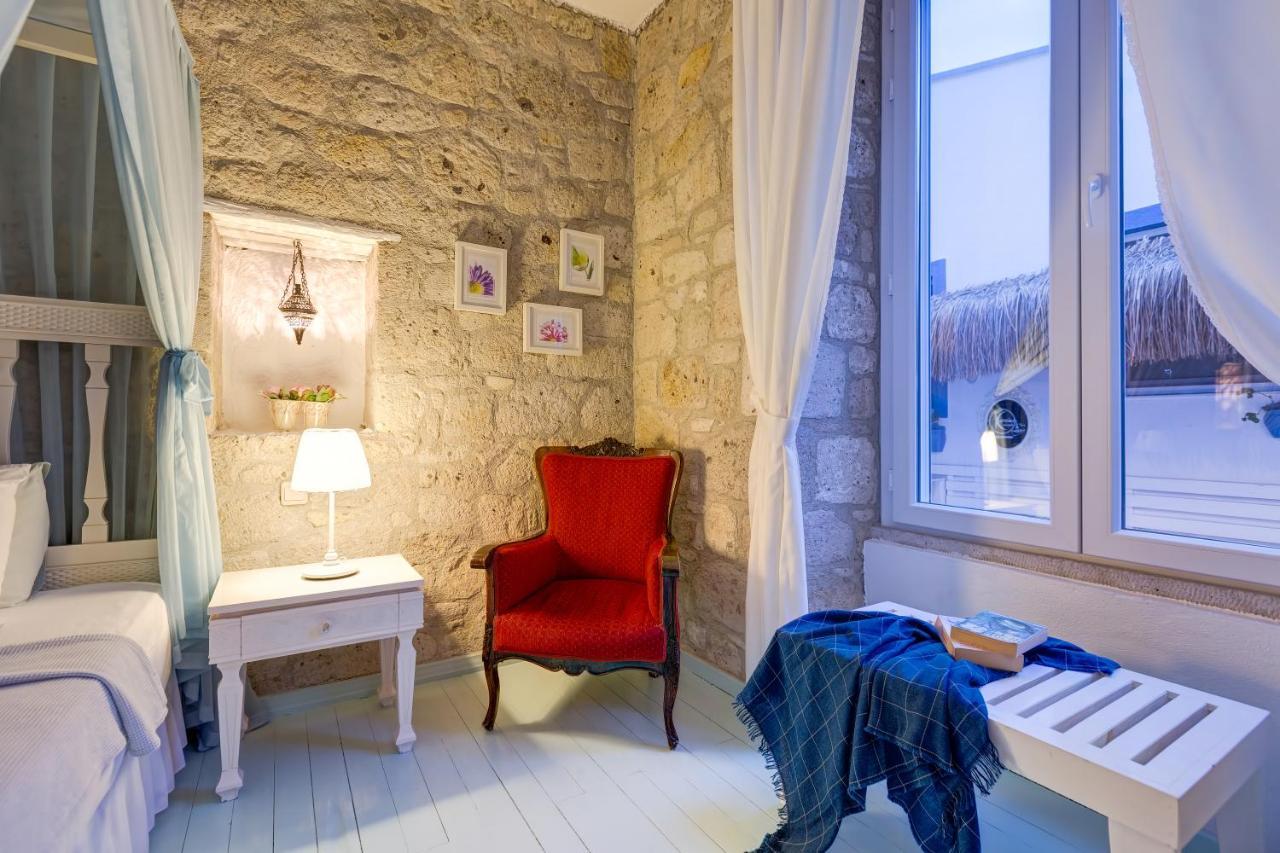 Beyazhan Hotel Alacatı Bagian luar foto