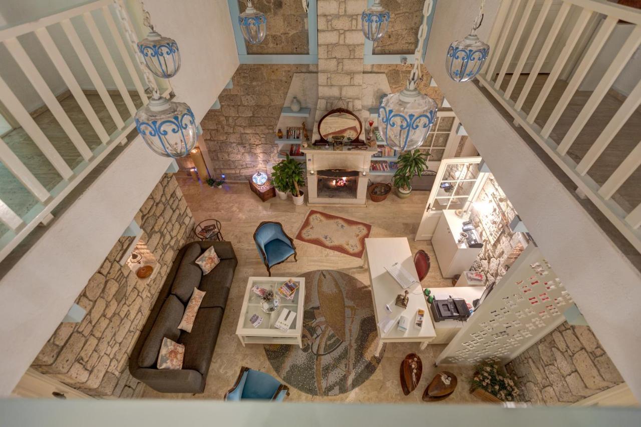 Beyazhan Hotel Alacatı Bagian luar foto